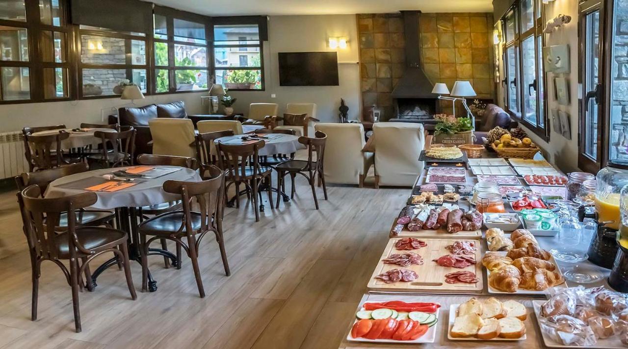 Roca Blanca Hotel